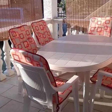 Apartamento Iva 1 *